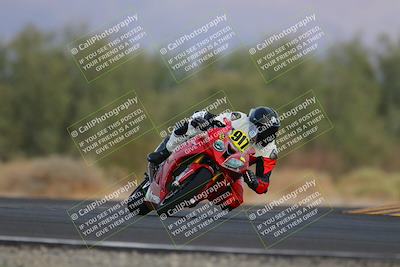 media/Sep-24-2022-CVMA (Sat) [[a45f954247]]/Race 14 Amateur Supersport Open/